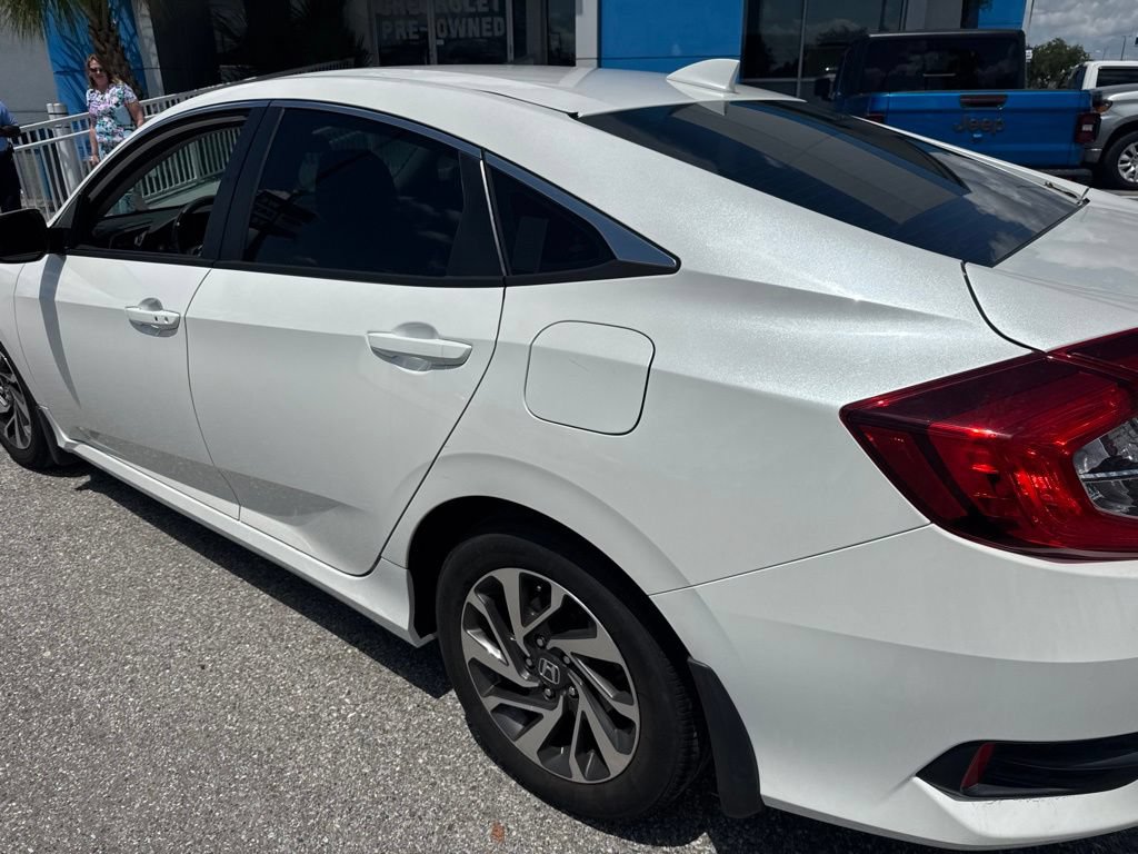 Used 2018 Honda Civic EX image 6