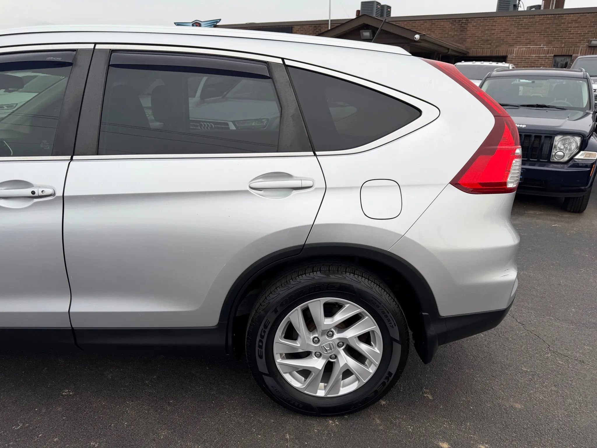 Used 2015 Honda CR-V EX-L image 42