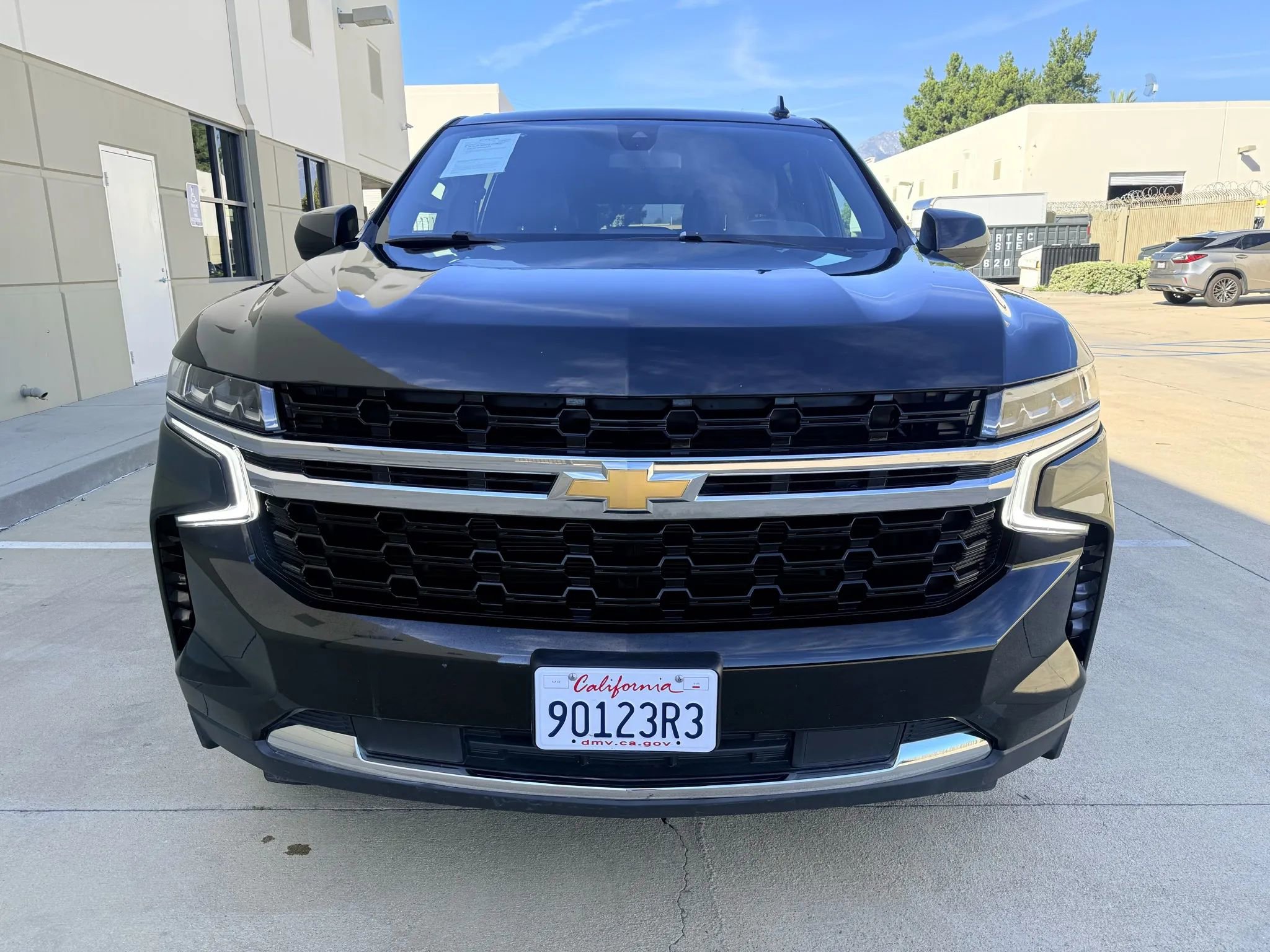 Used 2021 Chevrolet Suburban LS image 2