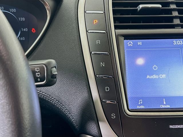 Used 2020 Lincoln Nautilus Premier image 17