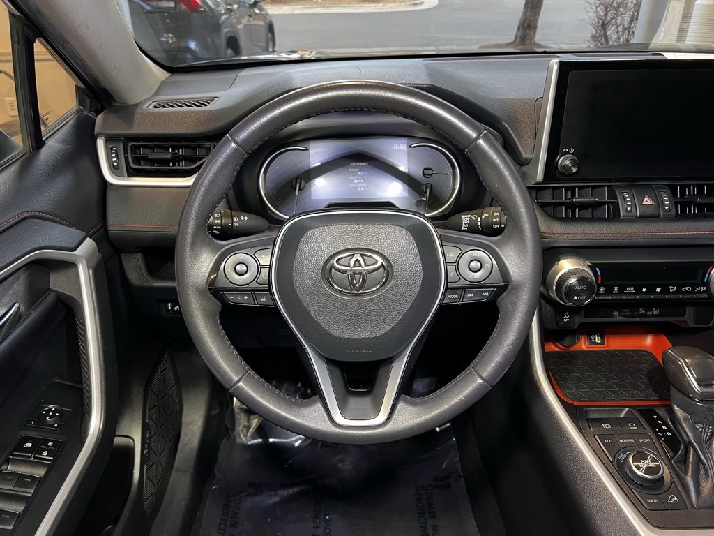 Used 2023 Toyota RAV4 Adventure image 15
