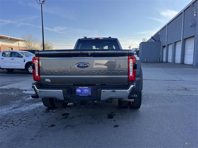 Used 2025 Ford F350 Lariat w/ Lariat Ultimate Package image 4
