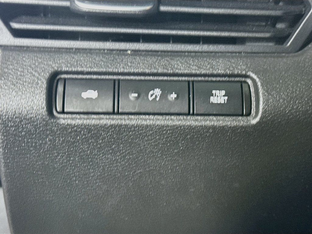 Certified 2025 Nissan Altima 2.5 SR w/ SR Premium Package FWD image 19