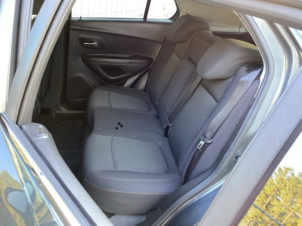 Used 2019 Chevrolet Trax LT image 35