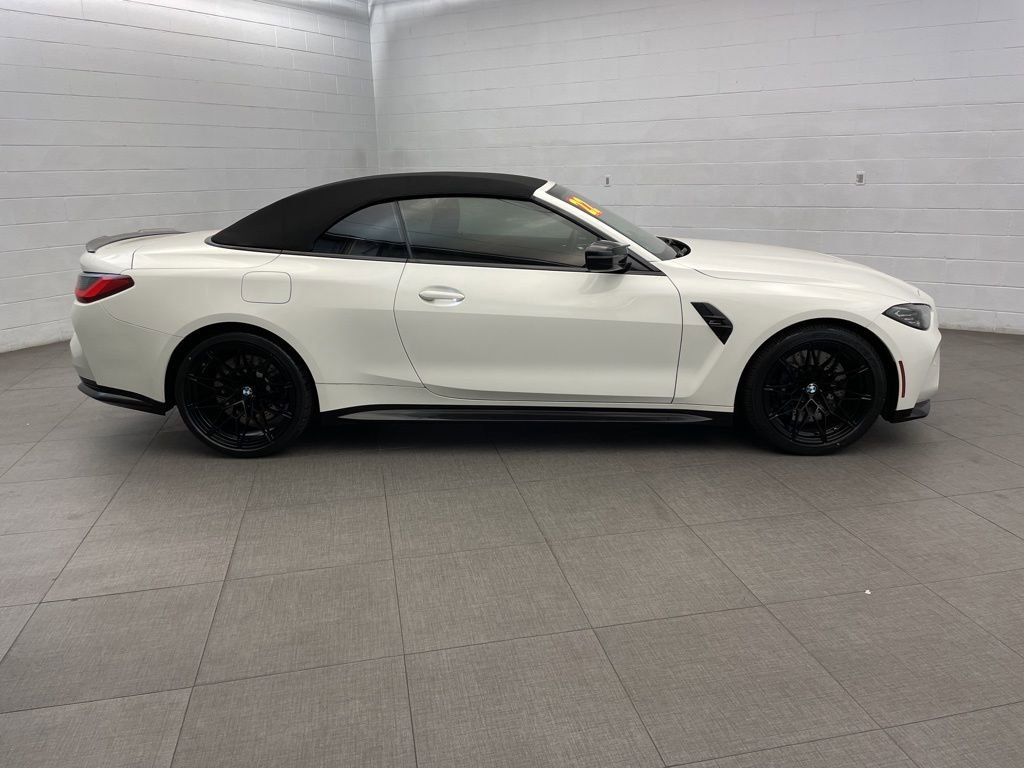 Used 2022 BMW M4 xDrive Competition AWD/4WD image 3