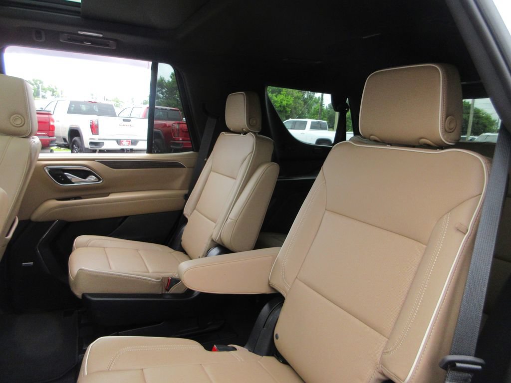 Certified 2023 Chevrolet Tahoe Premier w/ Premium Package 2 AWD/4WD image 25
