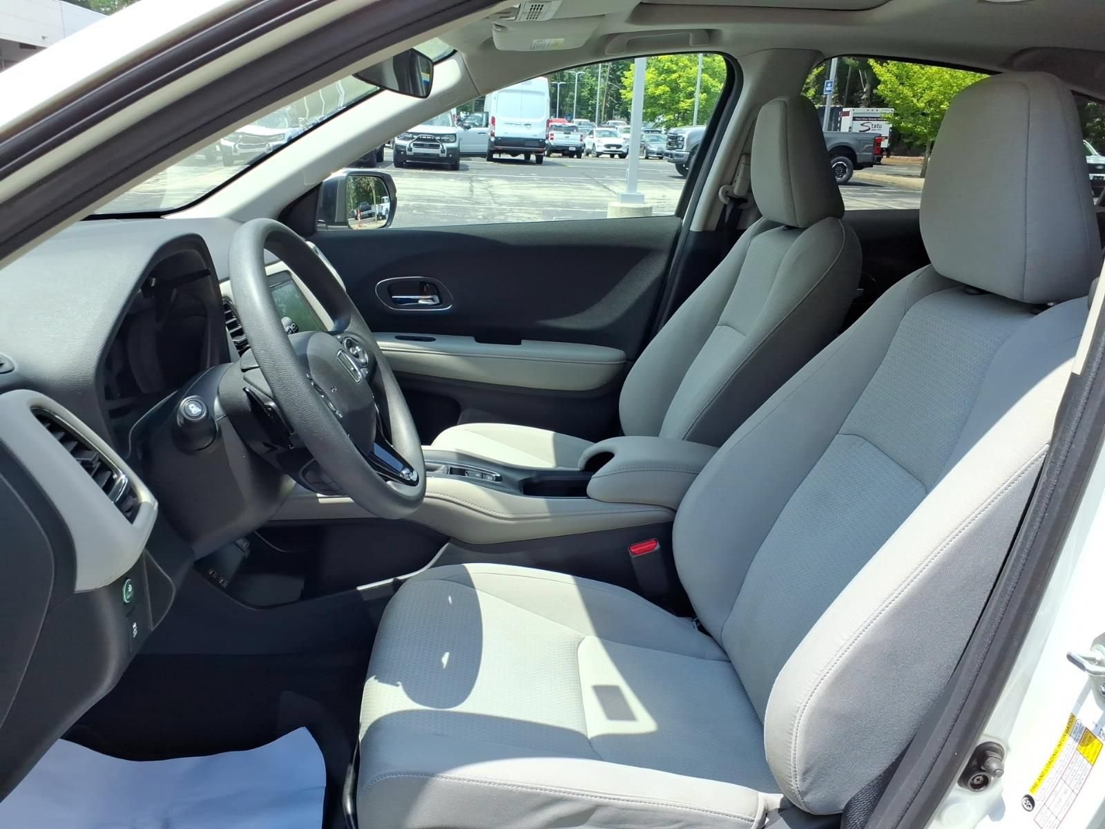 Used 2022 Honda HR-V EX image 16