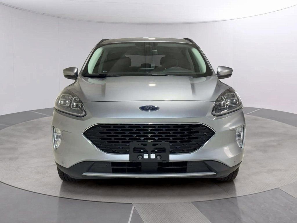 Used 2021 Ford Escape Titanium image 19