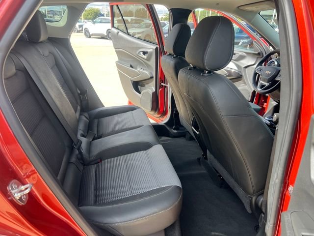 Certified 2024 Chevrolet Trax LT w/ Sunroof Package image 15