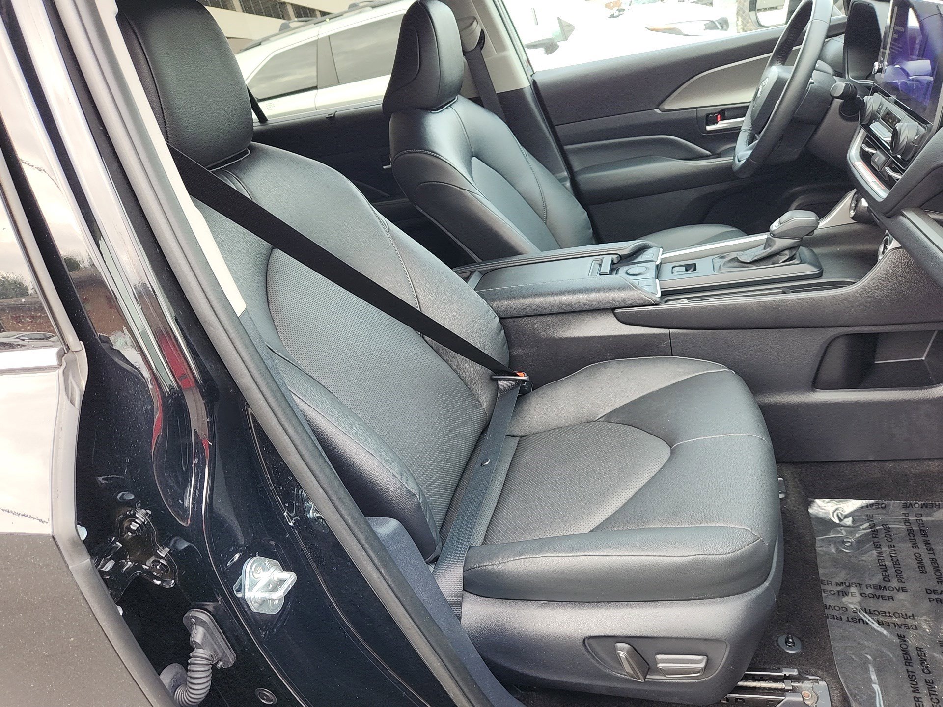 Certified 2025 Toyota Grand Highlander AWD image 34