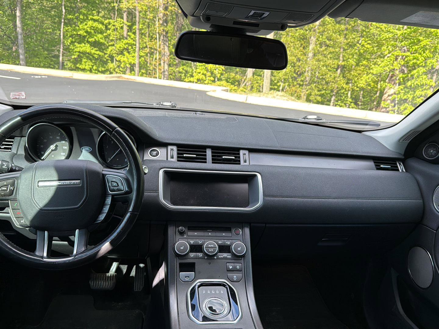 Used 2018 Land Rover Range Rover Evoque SE Premium AWD/4WD image 8