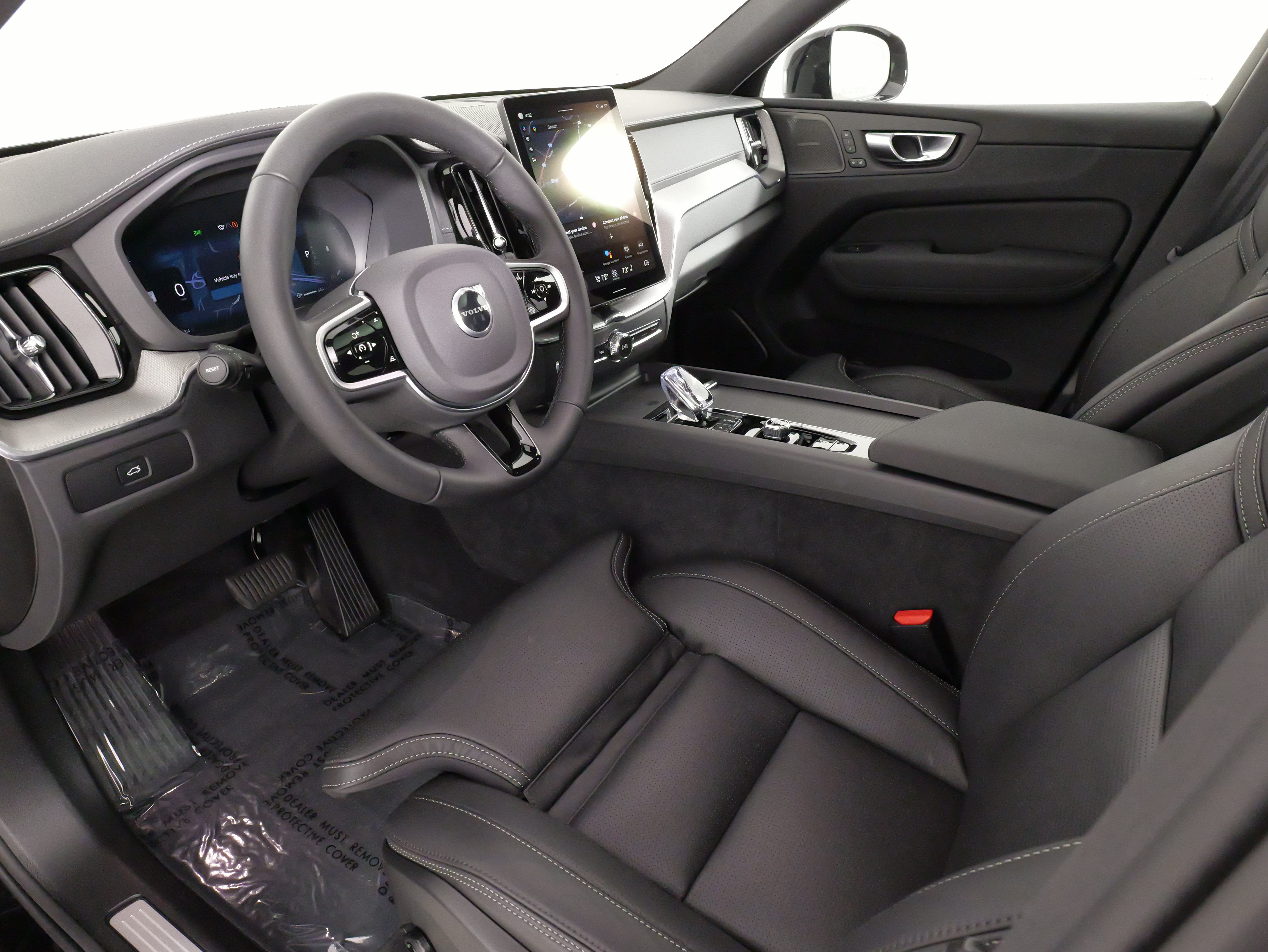 Used 2026 Volvo XC60 B5 Ultra w/ Protection Package Premier AWD/4WD image 28