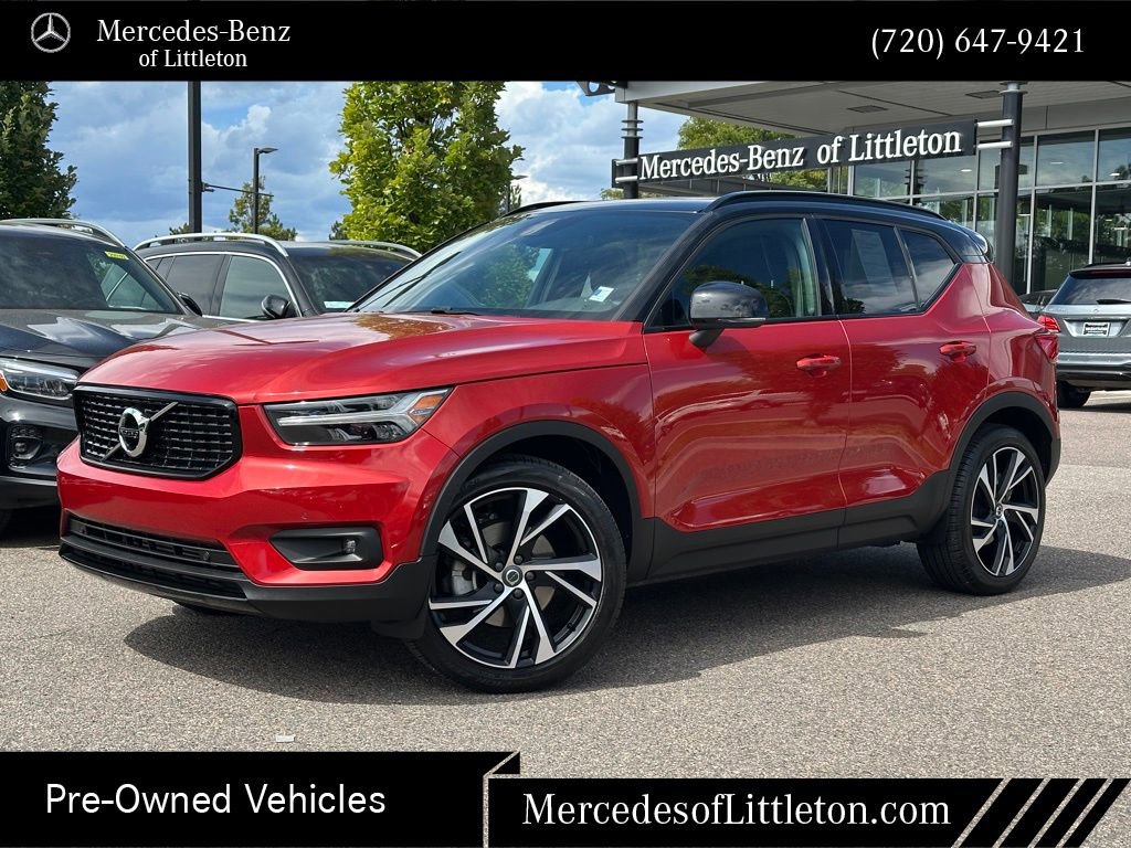 Used 2021 Volvo XC40 T5 R-Design