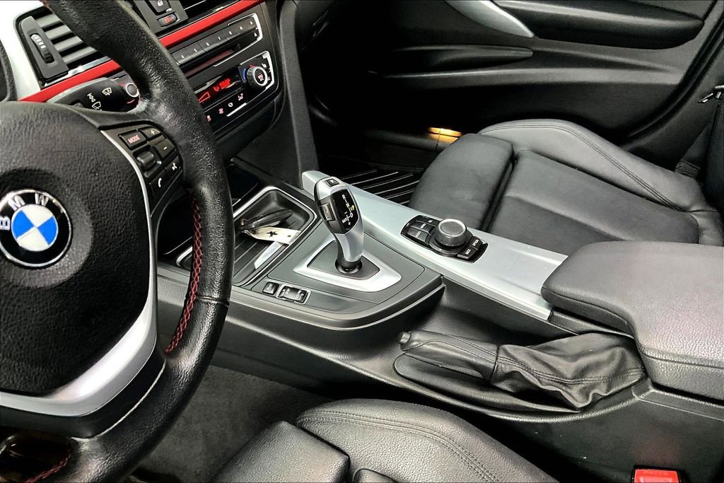 Used 2013 BMW 328i xDrive Sedan image 16