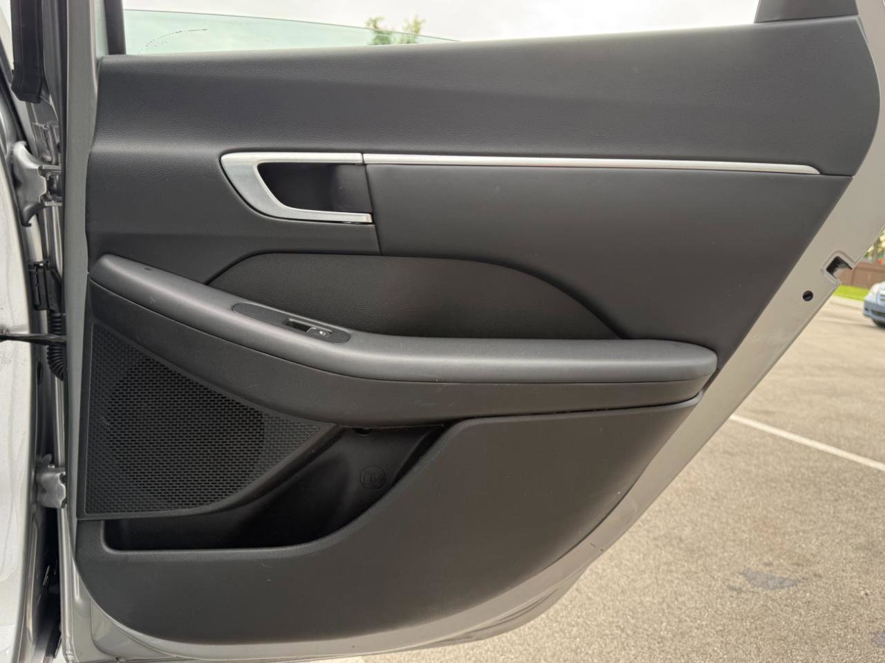 Used 2021 Hyundai Sonata SEL w/ Convenience Package FWD image 21