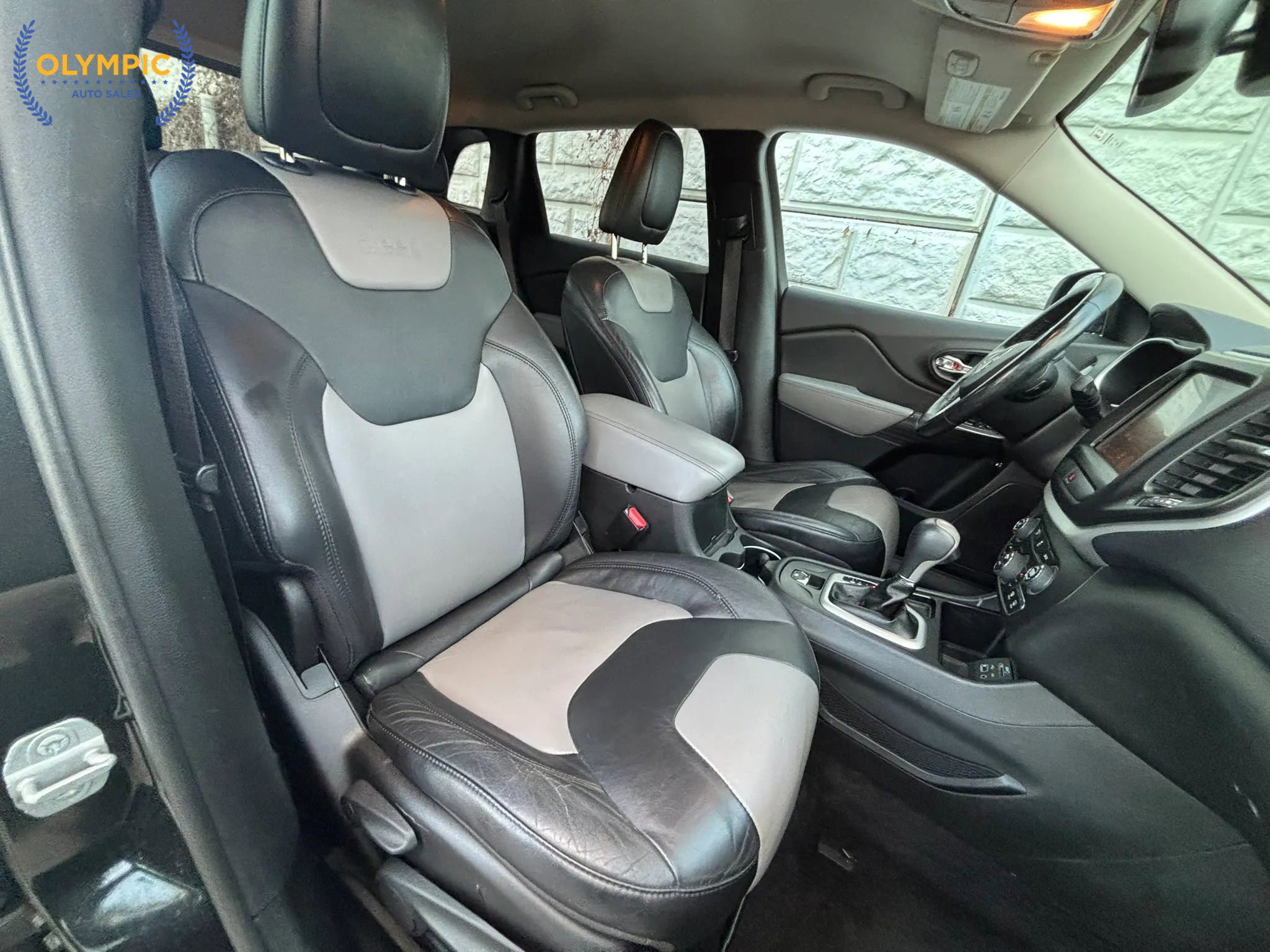 Used 2014 Jeep Cherokee Limited w/ Trailer Tow Group image 35