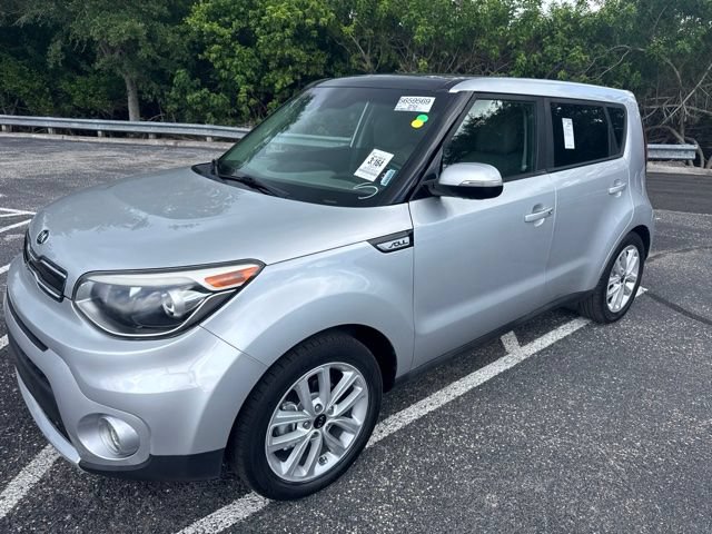 Used 2017 Kia Soul + w/ Primo Package FWD image 1