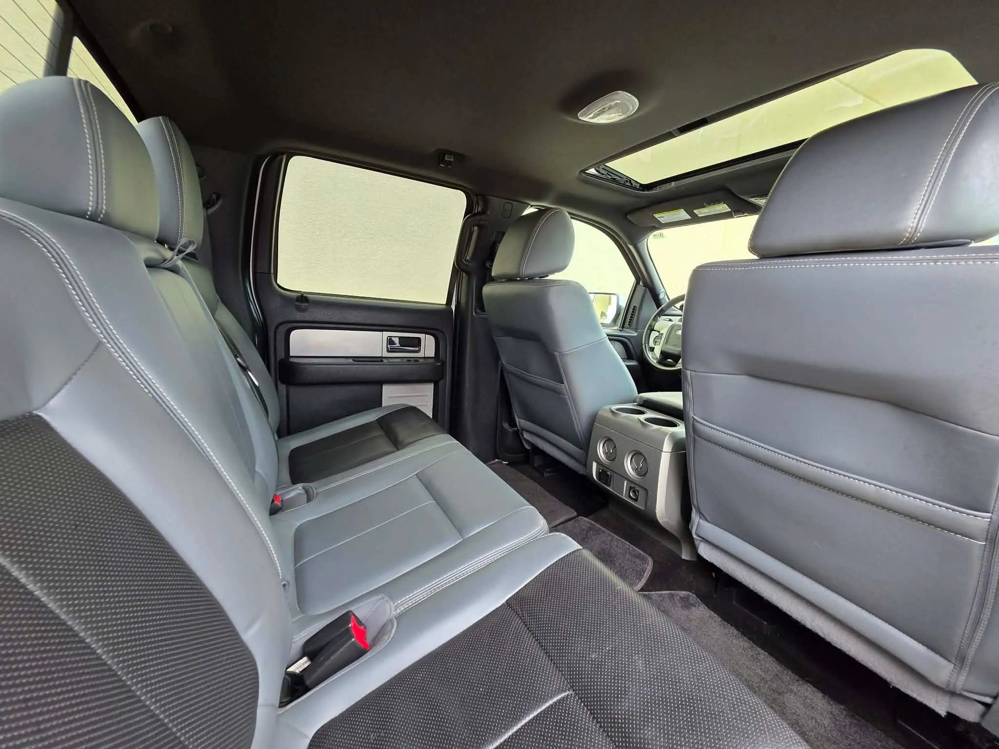 Used 2011 Ford F150 Lariat Limited RWD image 14