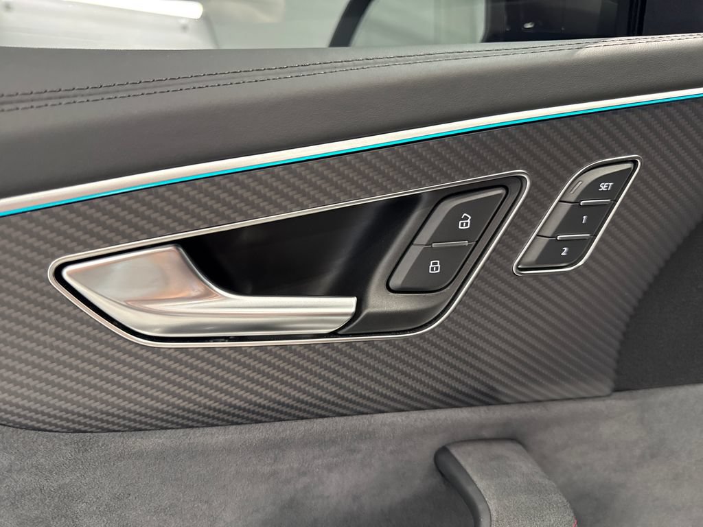 Used 2025 Audi RS Q8 performance AWD/4WD image 33