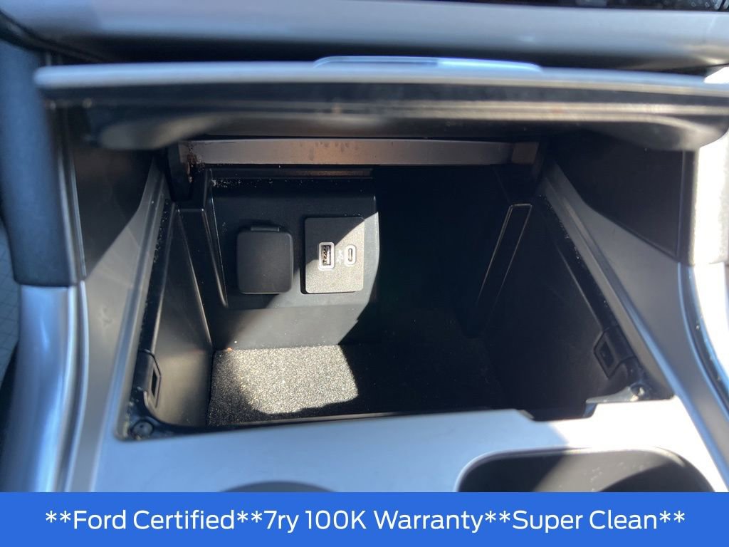 Used 2022 Ford Explorer XLT w/ Equipment Group 202A image 18