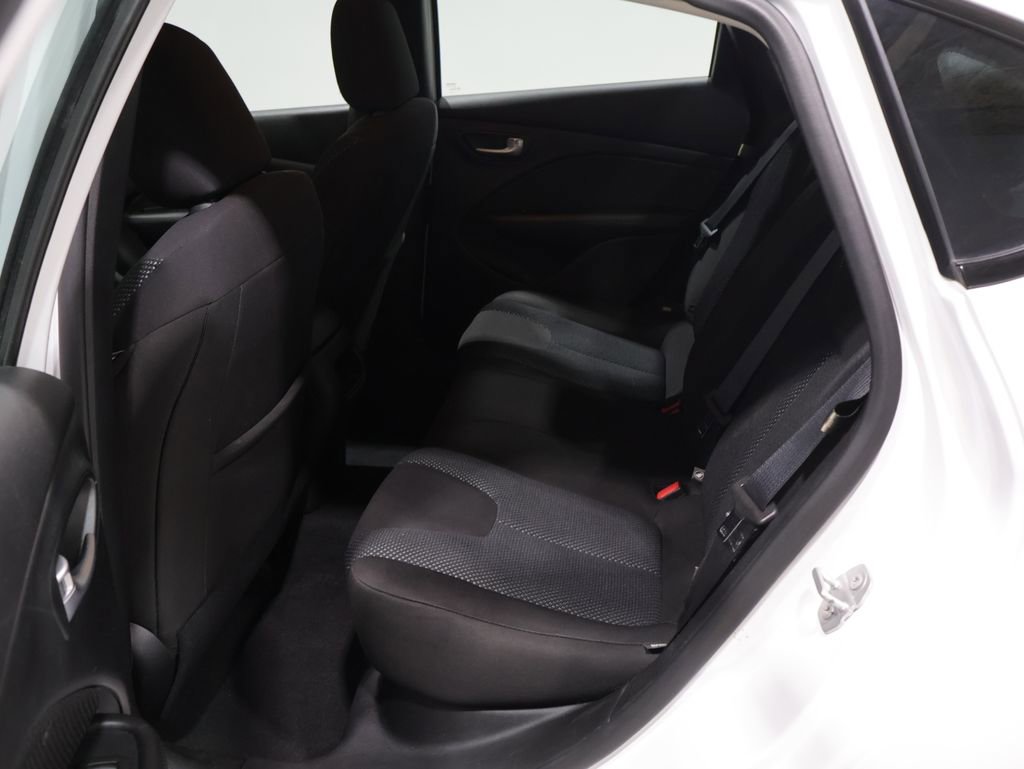 Used 2015 Dodge Dart SE w/ Convenience Group FWD image 17