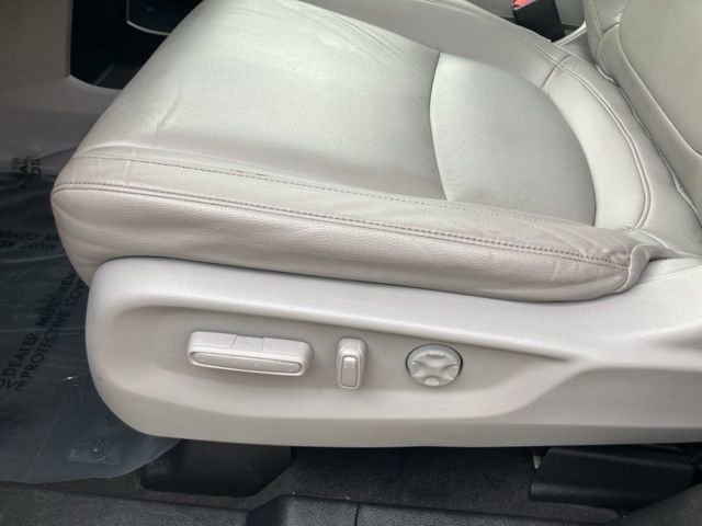Used 2023 Honda Odyssey Touring image 11