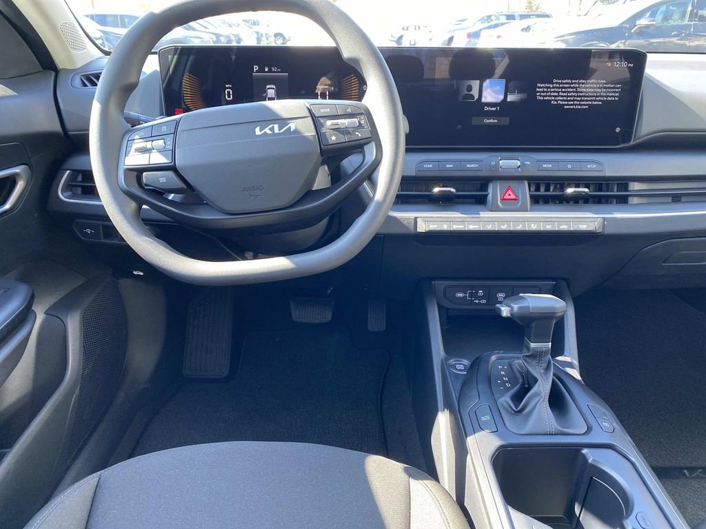 New 2026 Kia K4 LXS image 7