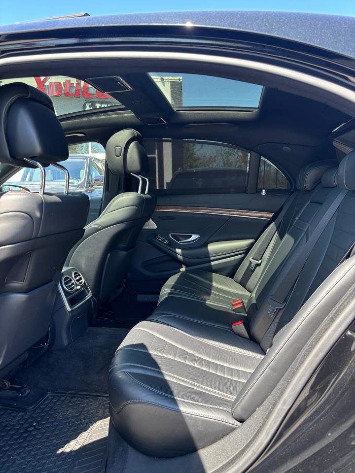 Used 2015 Mercedes-Benz S 550 4MATIC Sedan w/ Sport Package image 18