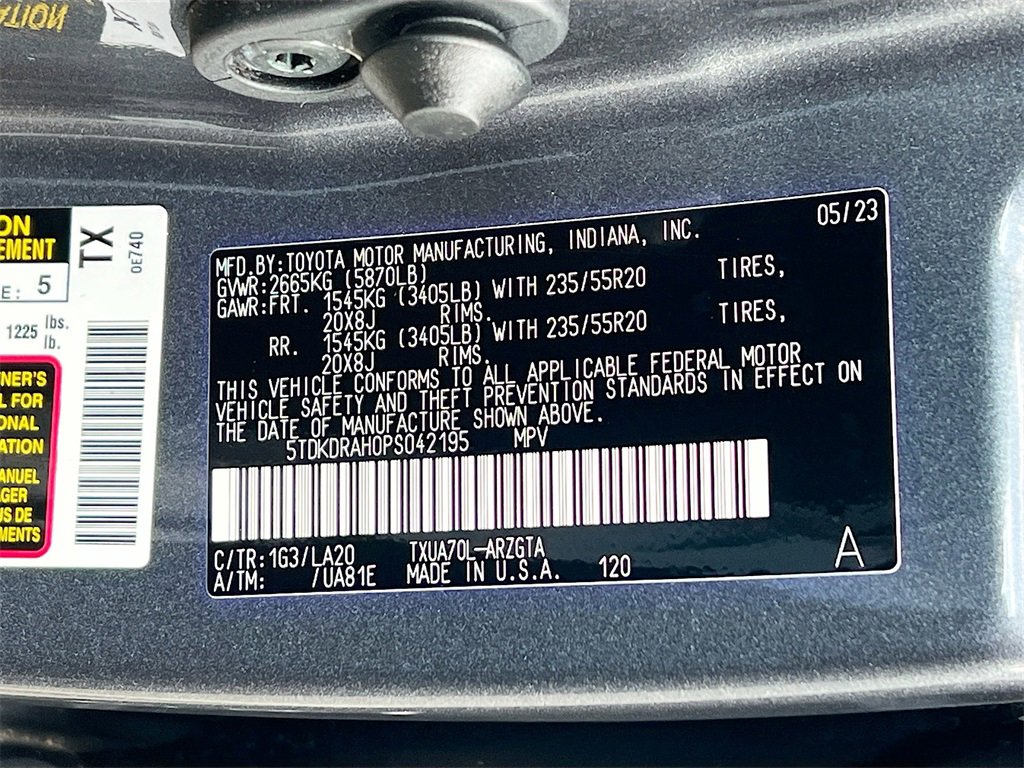 Used 2023 Toyota Highlander Platinum image 33