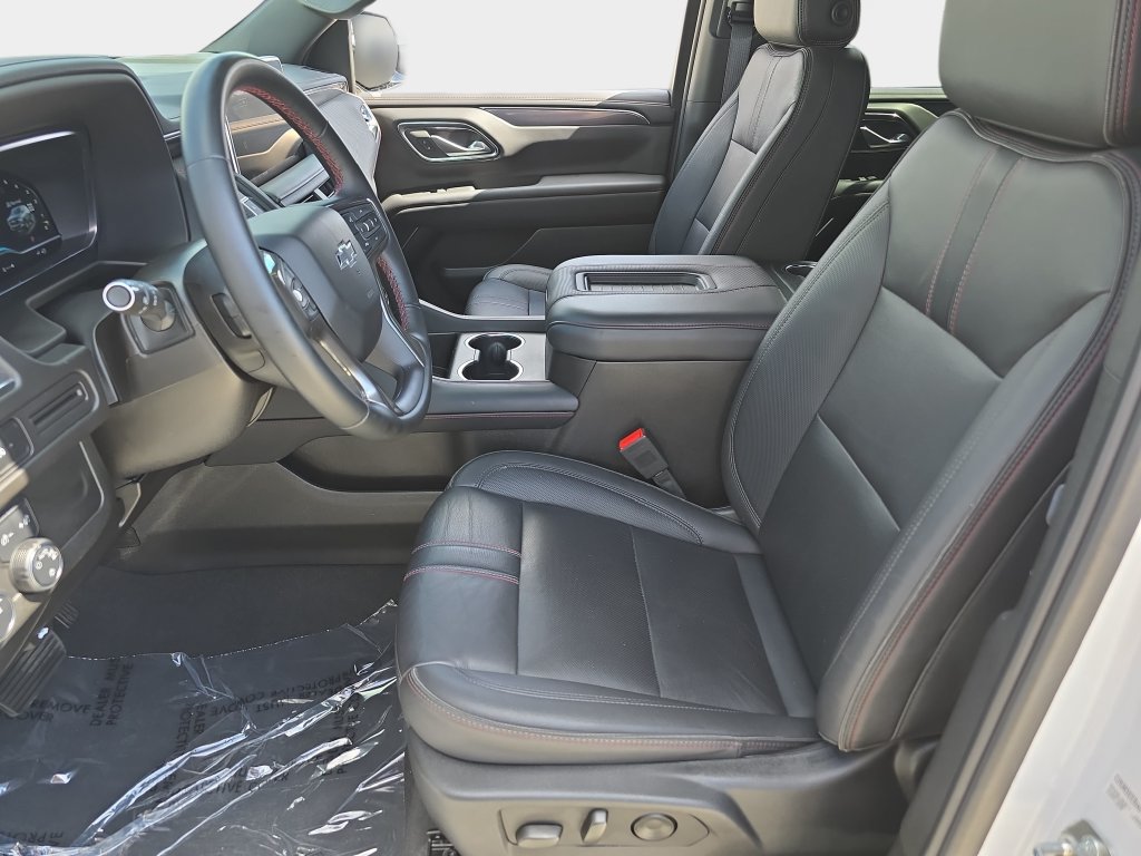 Used 2024 Chevrolet Suburban RST AWD/4WD image 19