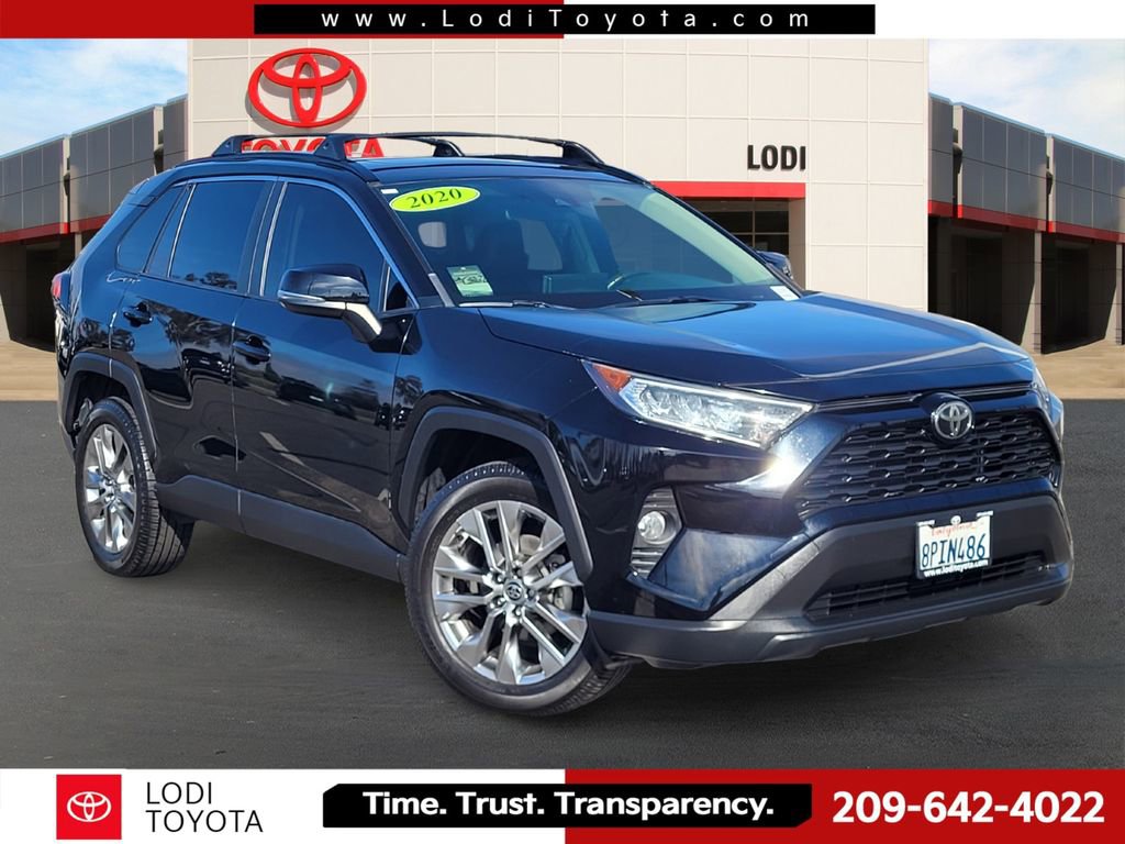 Used 2020 Toyota RAV4 XLE Premium image 1