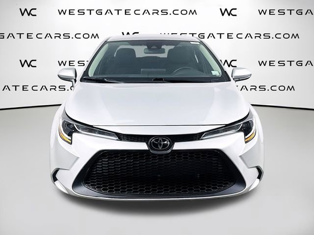 Used 2022 Toyota Corolla LE image 4