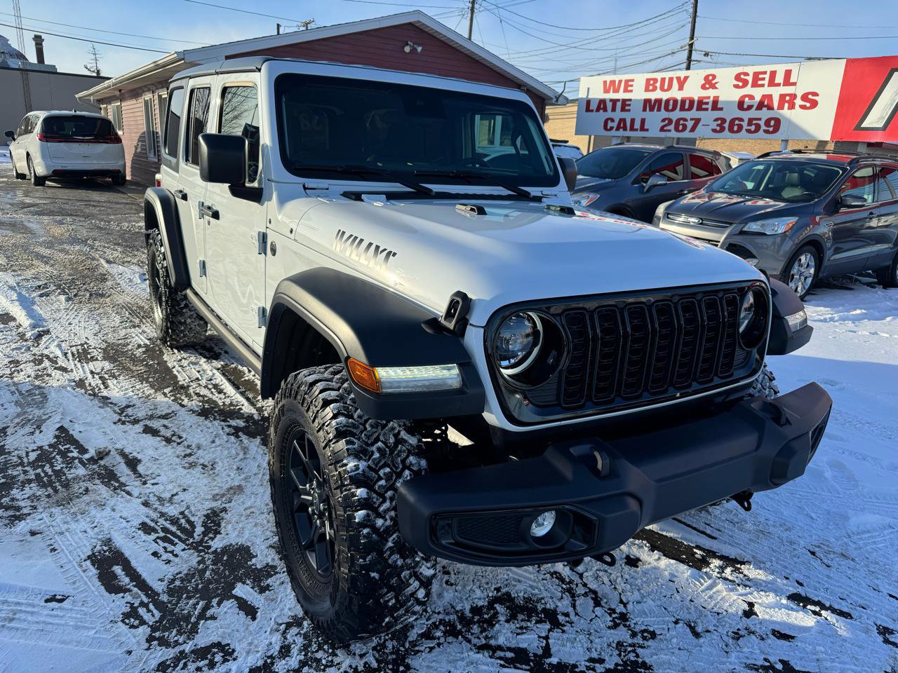 Used 2025 Jeep Wrangler Unlimited Sport image 3