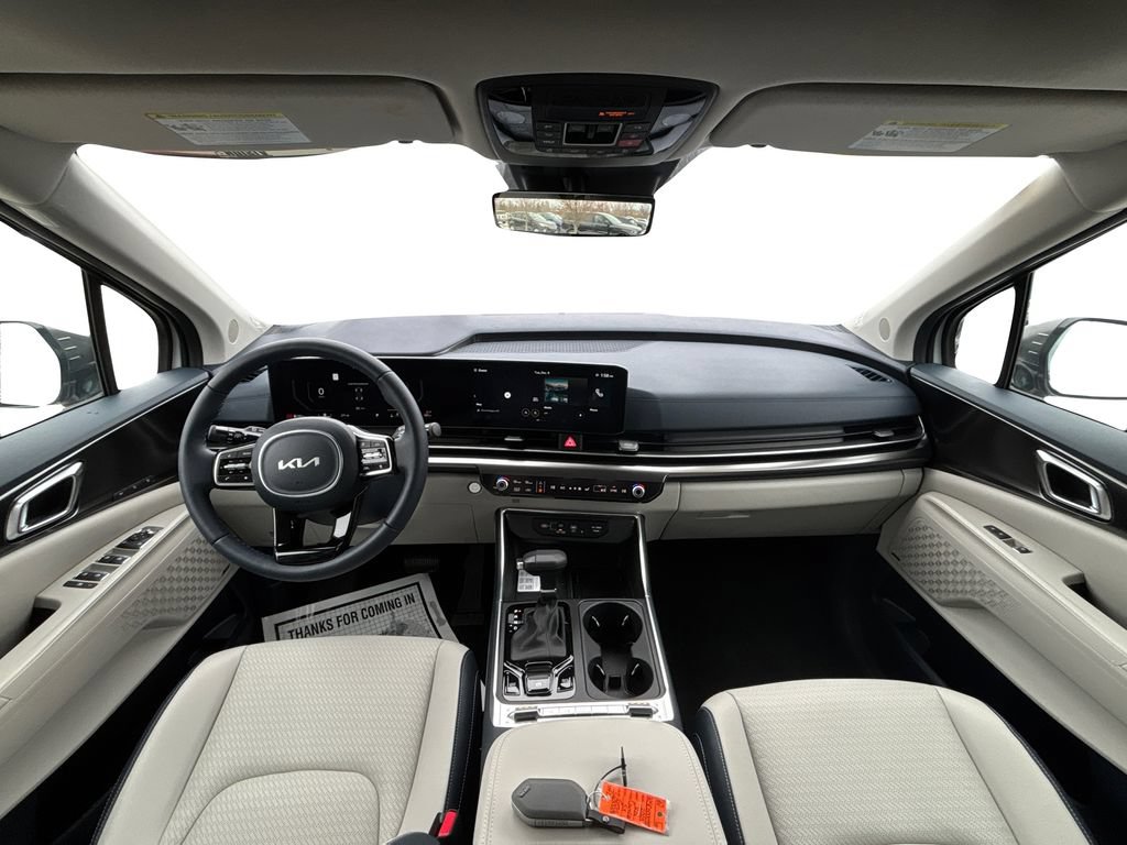 New 2025 Kia Carnival SX Prestige FWD image 10