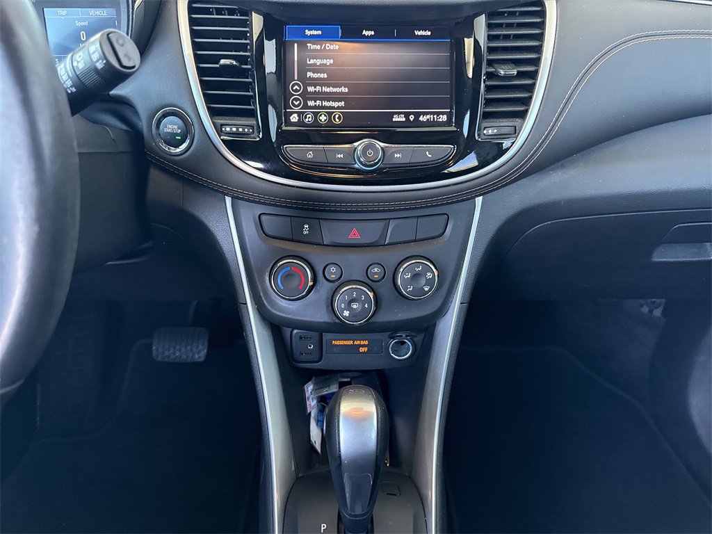 Used 2022 Chevrolet Trax LT w/ Driver Confidence Package image 18