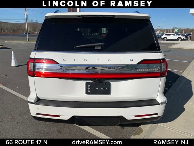 Used 2021 Lincoln Navigator Reserve w/ Luxury Package image 4