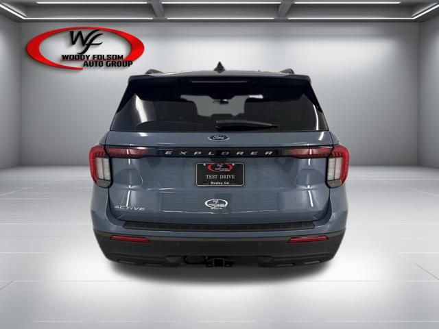 New 2026 Ford Explorer Active RWD image 7