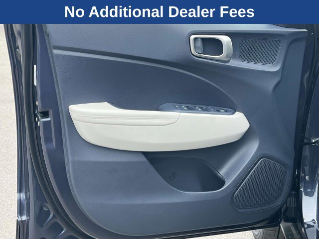 New 2026 Hyundai Venue SEL FWD image 11
