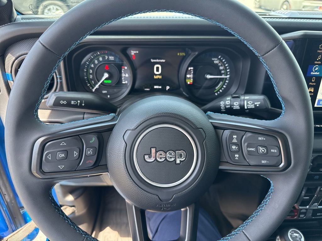 Used 2024 Jeep Wrangler Unlimited Rubicon 4xe AWD/4WD image 18