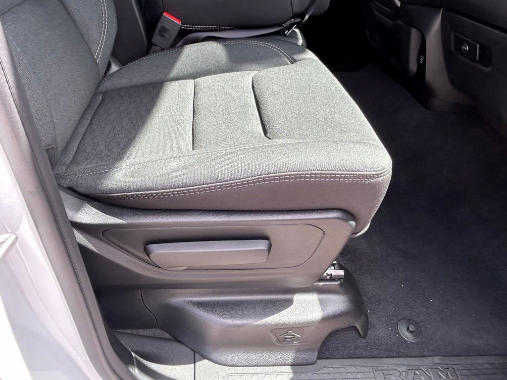 New 2026 RAM 1500 Classic Warlock image 36