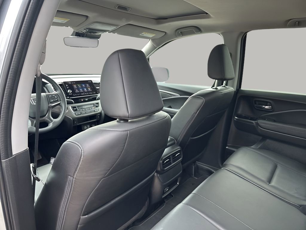 Used 2025 Honda Ridgeline RTL image 18