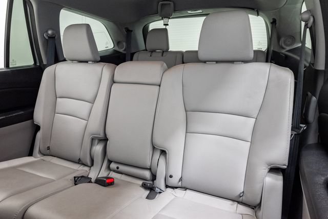 Used 2016 Honda Pilot Touring image 31