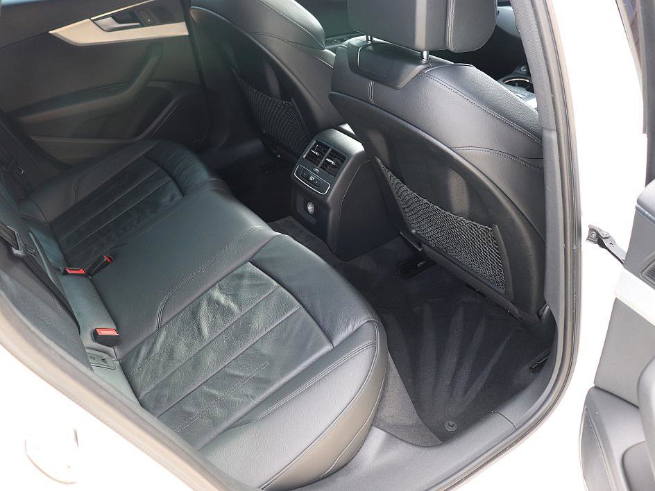 Used 2018 Audi A4 2.0T Ultra Premium Plus w/ Premium Plus Package image 14