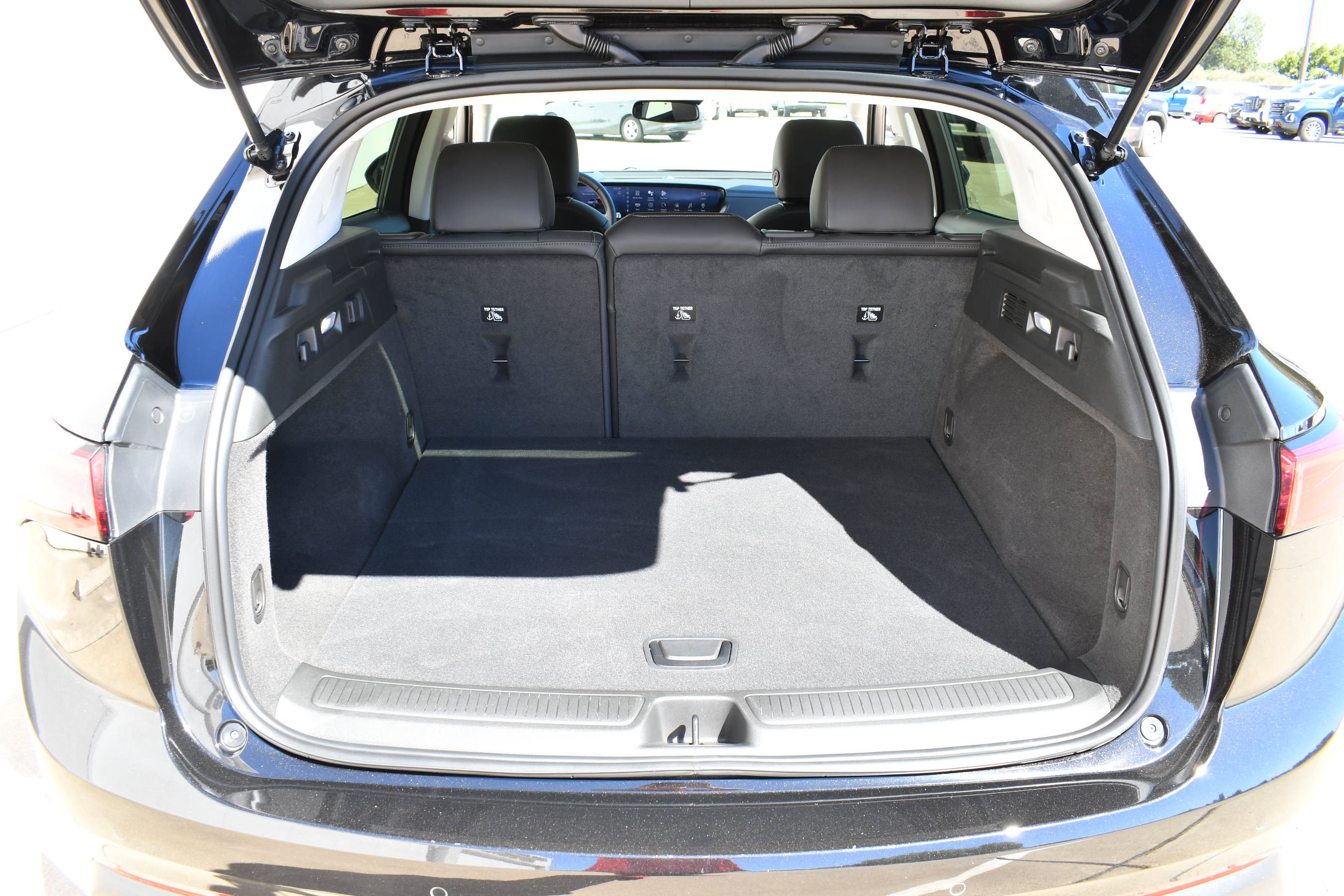 Used 2024 Buick Envision Preferred AWD/4WD image 8
