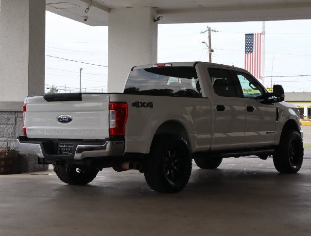 Used 2019 Ford F250 XLT w/ Snow Plow Prep Package AWD/4WD image 5
