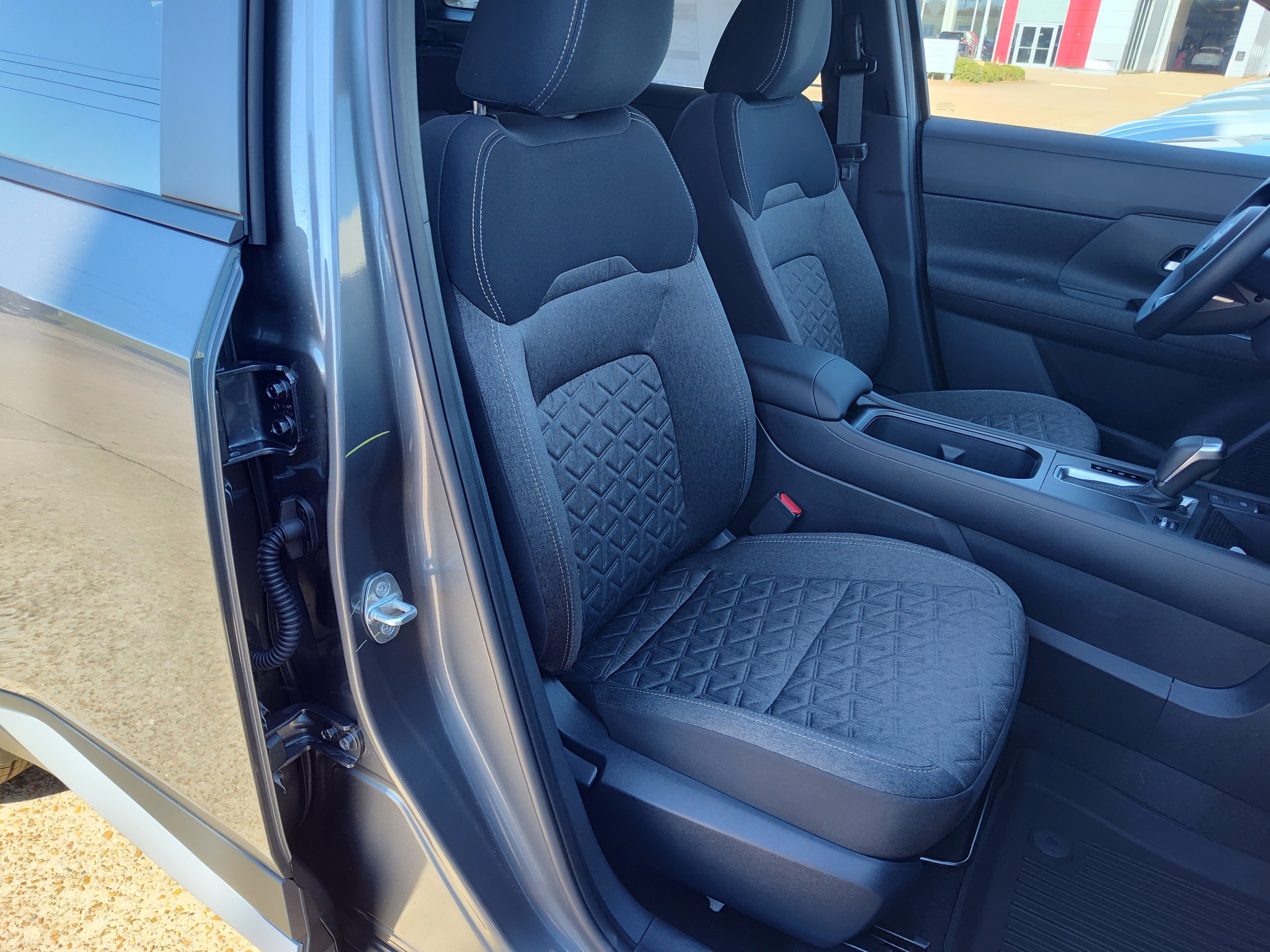 New 2026 Nissan Kicks SV w/ SV Premium Package image 12