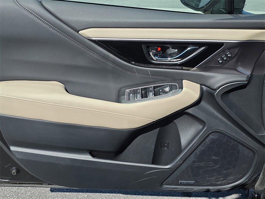 Certified 2025 Subaru Outback Limited image 18