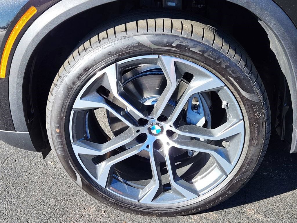 Used 2026 BMW X5 xDrive40i AWD/4WD image 7