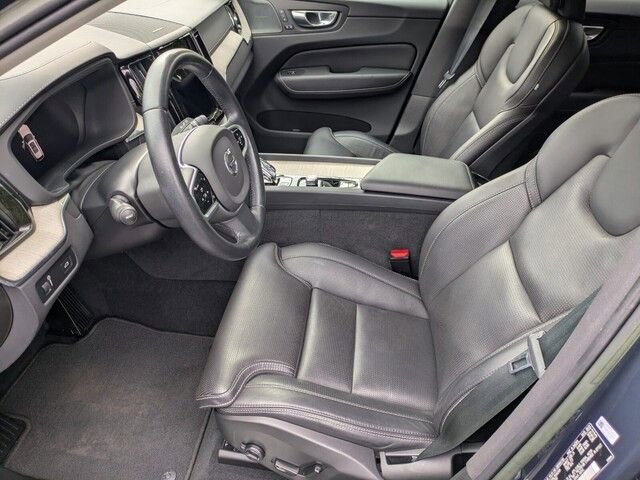 Used 2022 Volvo XC60 B6 Inscription w/ Advanced Package image 10