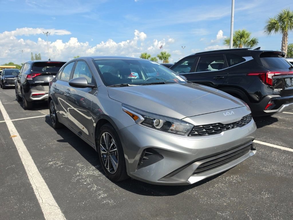 Certified 2024 Kia Forte LXS FWD image 1
